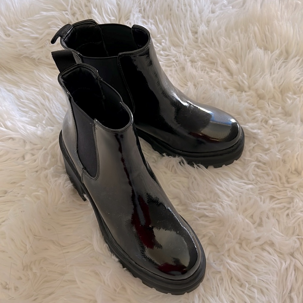 Black boots